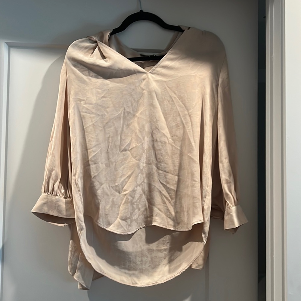 Banana Republic Women’s blouse size small